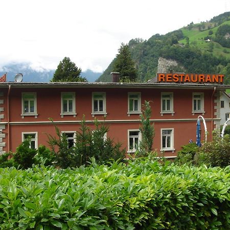 Hotel Eden Sisikon Exterior foto